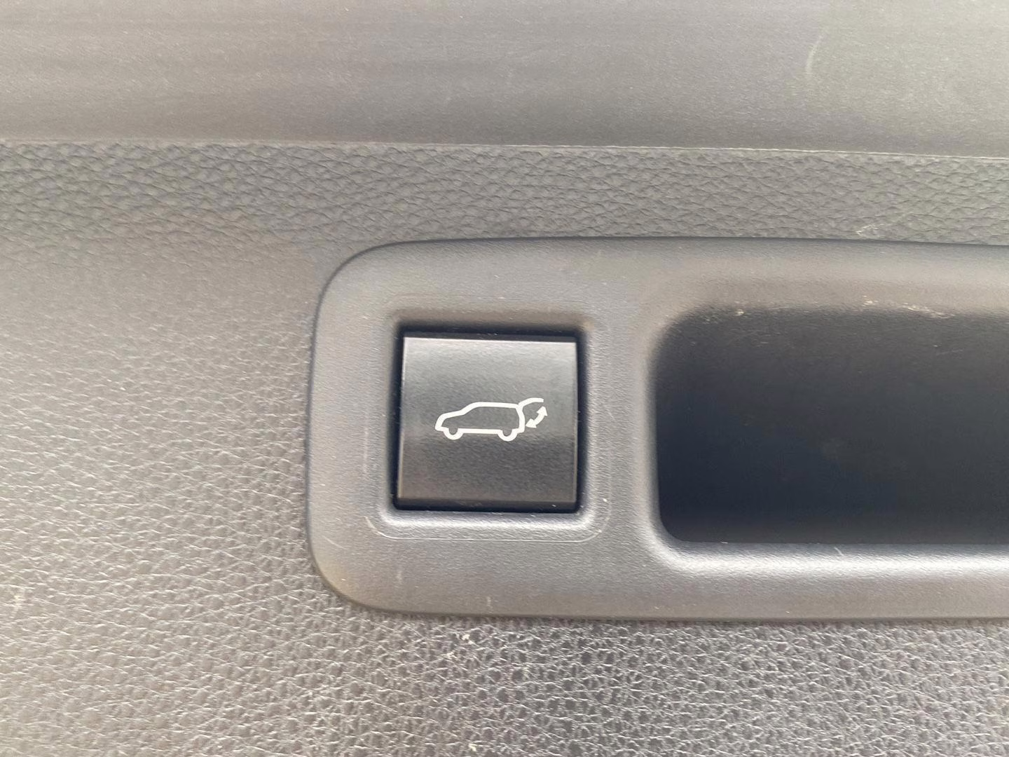 2023 Wind Chill Pearl Toyota Highlander XSE AWD SUV