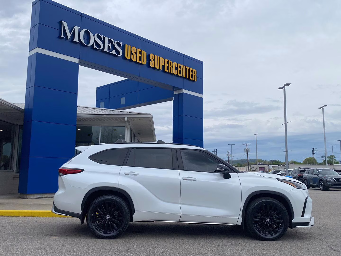 2023 Wind Chill Pearl Toyota Highlander XSE AWD SUV