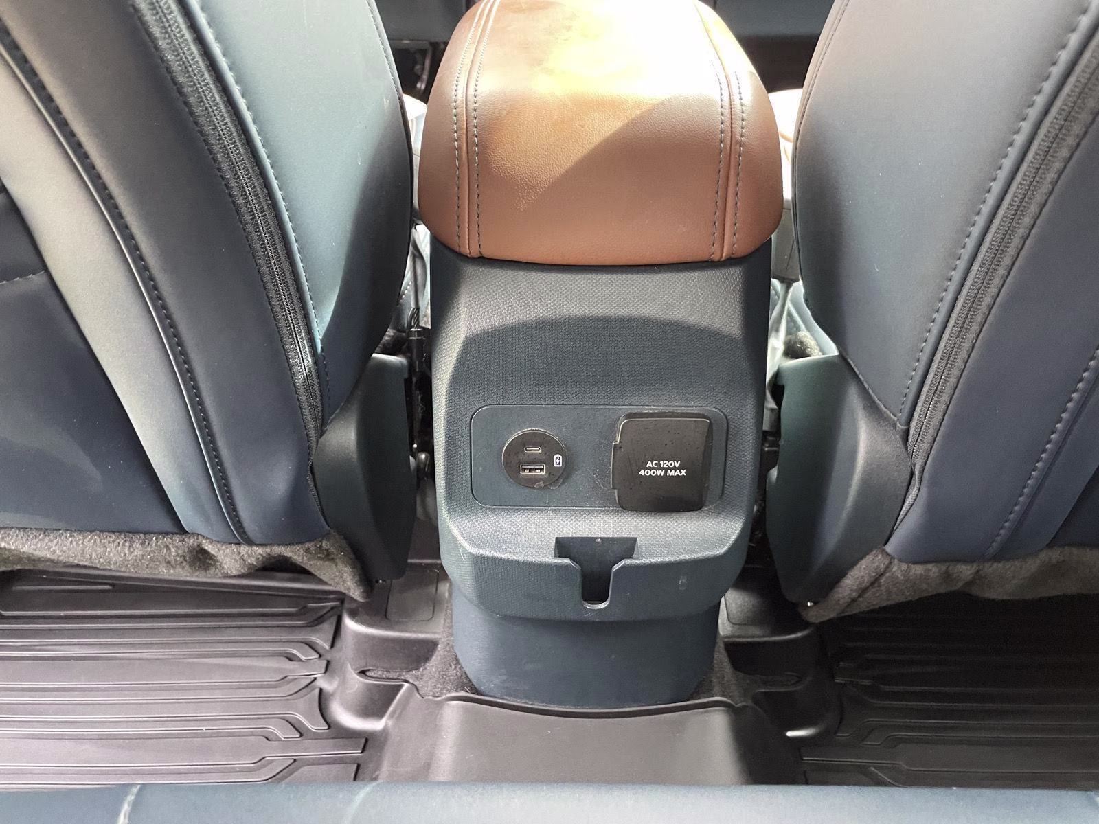 2024 Azure Gray Metallic Tri-Coat Ford Maverick LARIAT AWD Truck