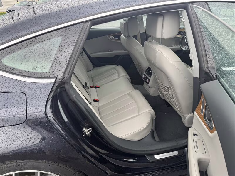 2016 Moonlight Blue Metallic Audi A7 3.0T quattro Prestige AWD Sedan