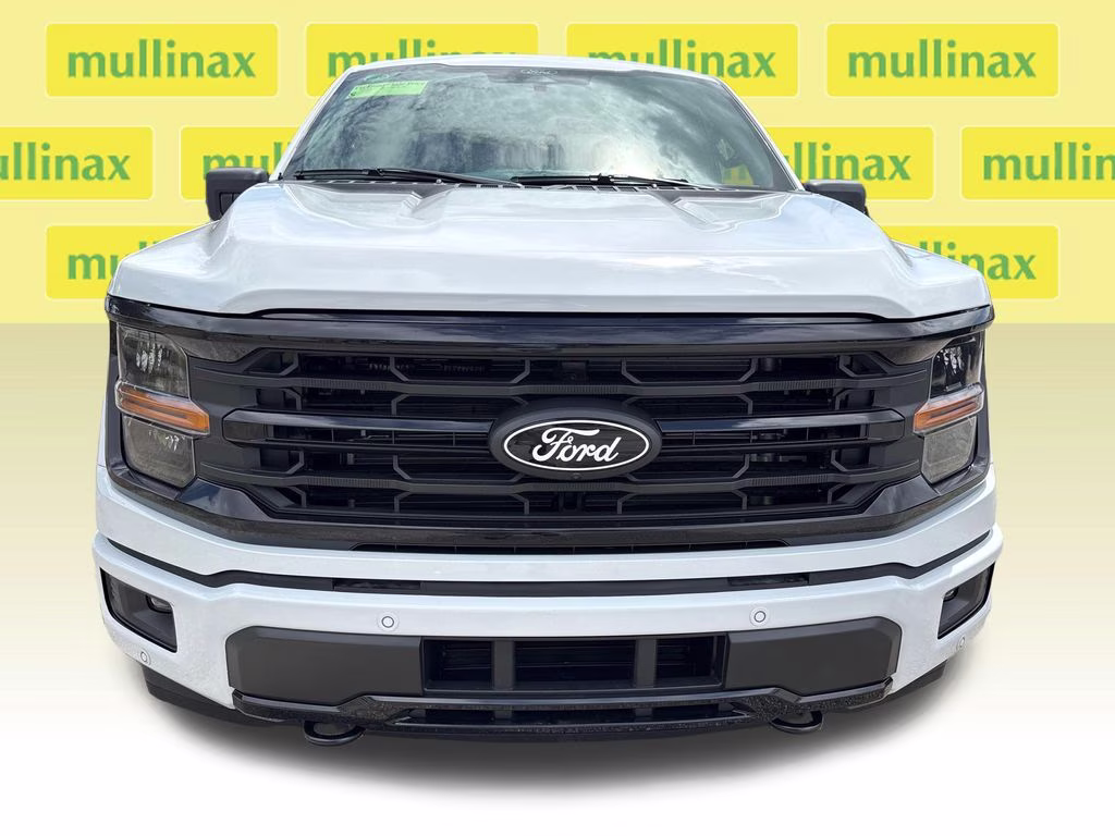 2026 Oxford White Ford F-150 XLT 4X4 Truck
