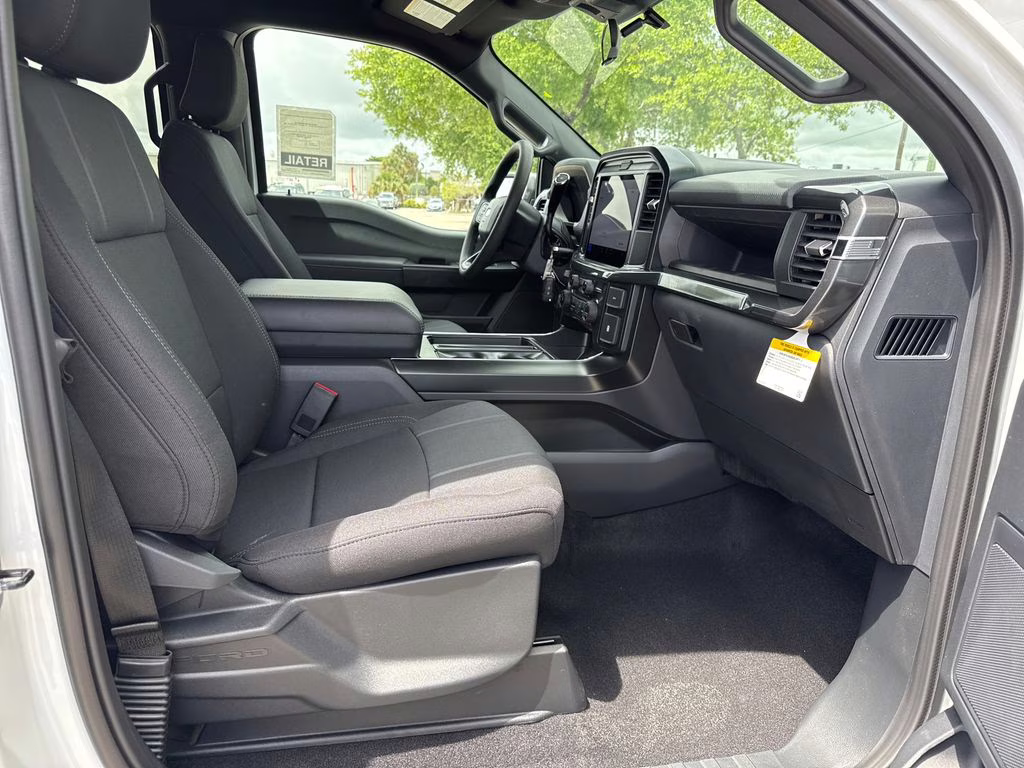 2026 Oxford White Ford F-150 STX 4X4 Truck