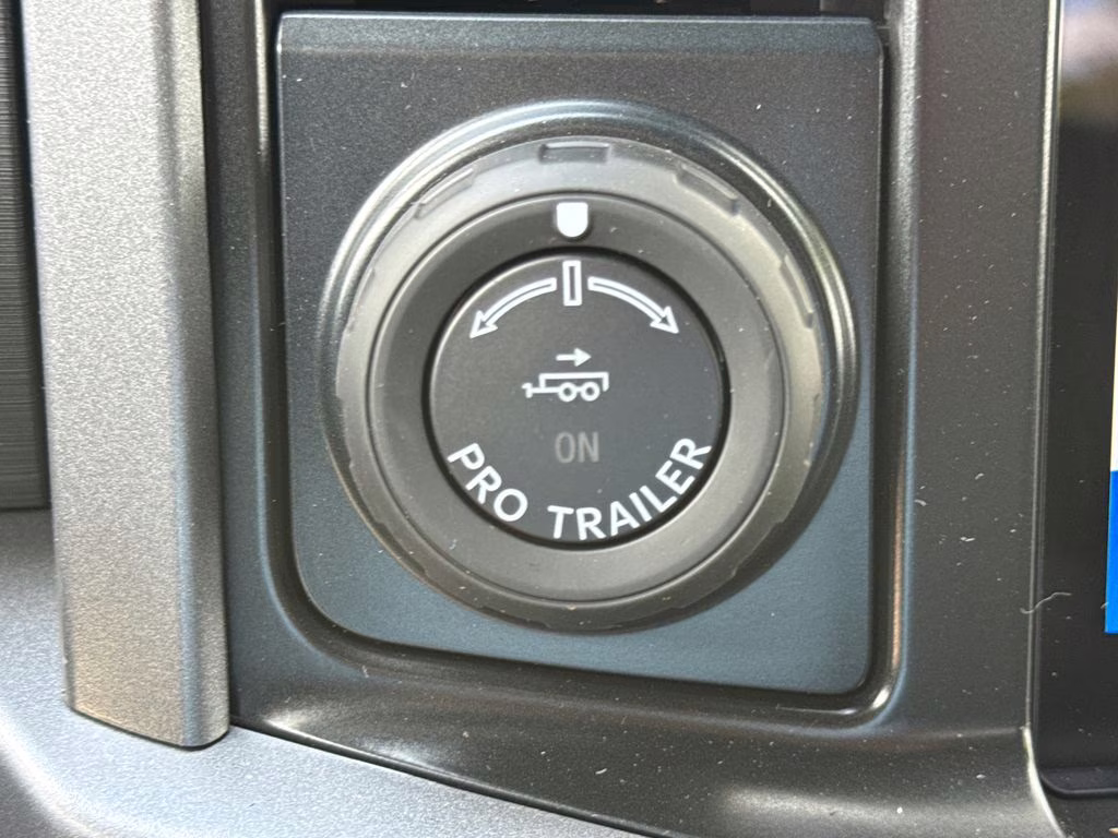 2026 Oxford White Ford F-150 XLT 4X4 Truck