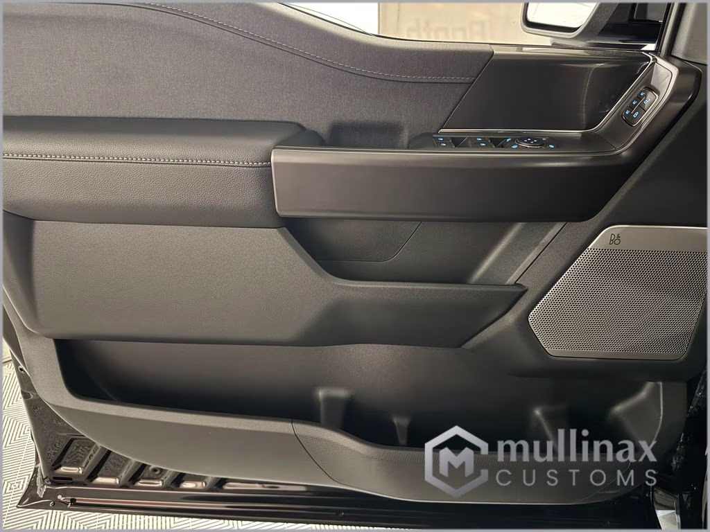 2026 Agate Black Metallic Ford F-150 Lariat 4X4 Truck