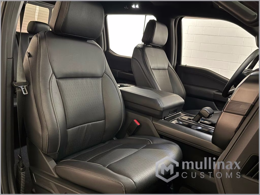 2026 Agate Black Metallic Ford F-150 Lariat 4X4 Truck