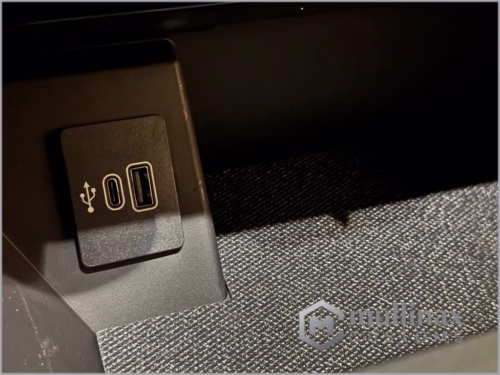 2026 Agate Black Metallic Ford F-150 Lariat 4X4 Truck