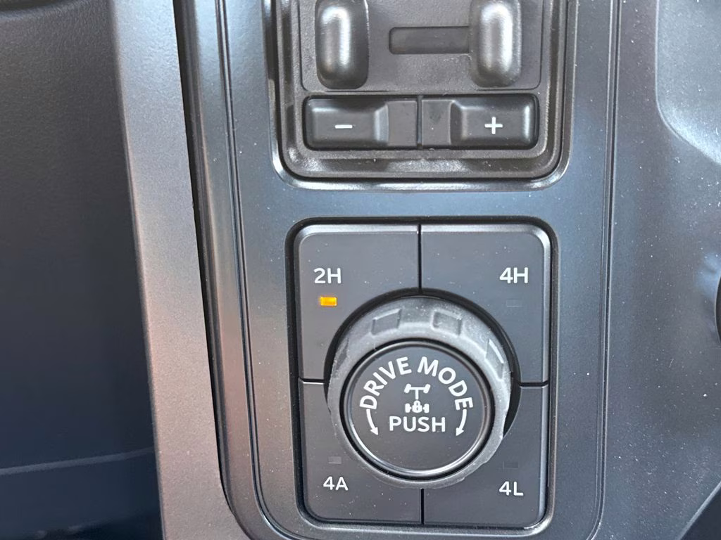 2026 Agate Black Metallic Ford F-150 Lariat 4X4 Truck