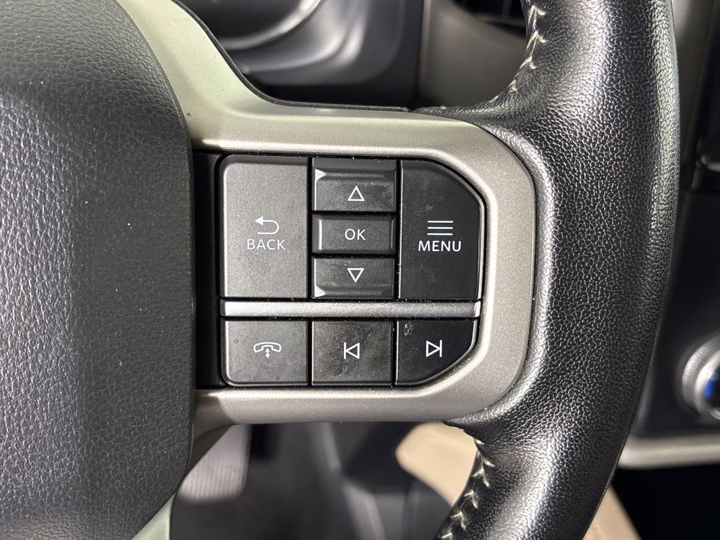 2024 White Metallic Ford Expedition Max XLT 4X4 SUV
