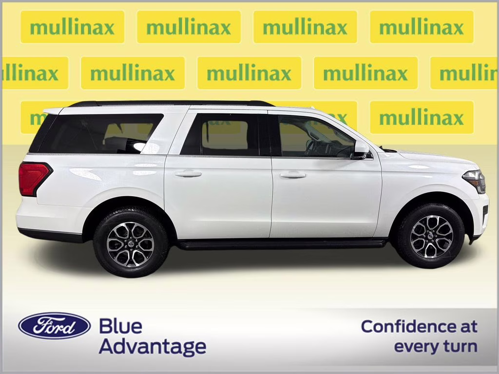 2024 White Metallic Ford Expedition Max XLT 4X4 SUV