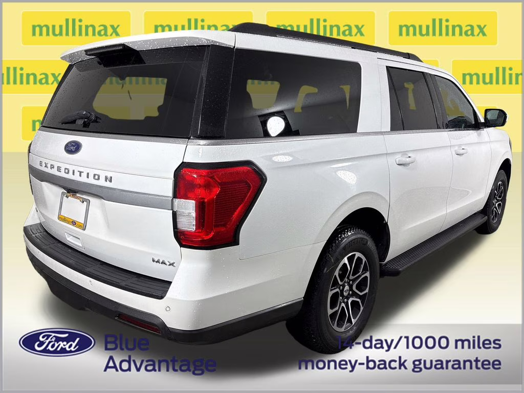 2024 White Metallic Ford Expedition Max XLT 4X4 SUV