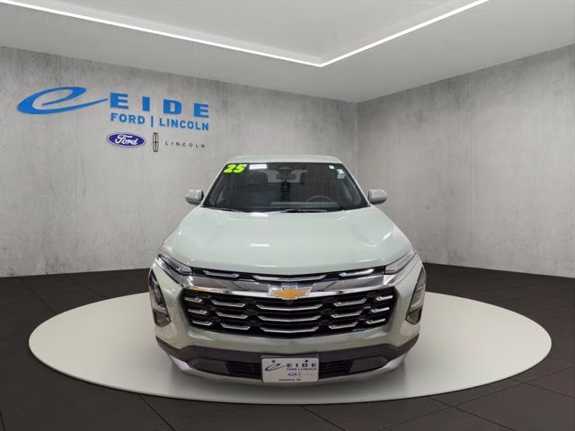 2025 Cacti Green Chevrolet Equinox LT AWD SUV