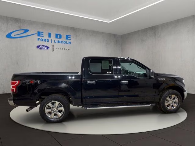2018 Shadow Black Ford F-150 XLT 4X4 Truck