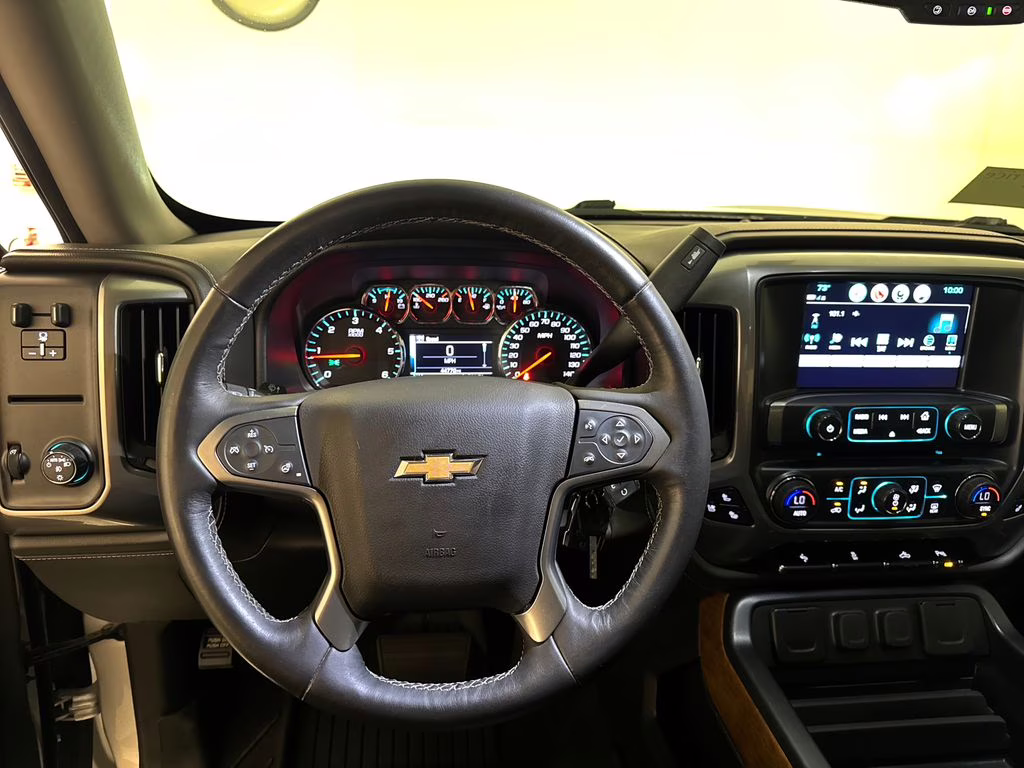 2018 Silver Ice Metallic Chevrolet Silverado 1500 LTZ RWD Truck