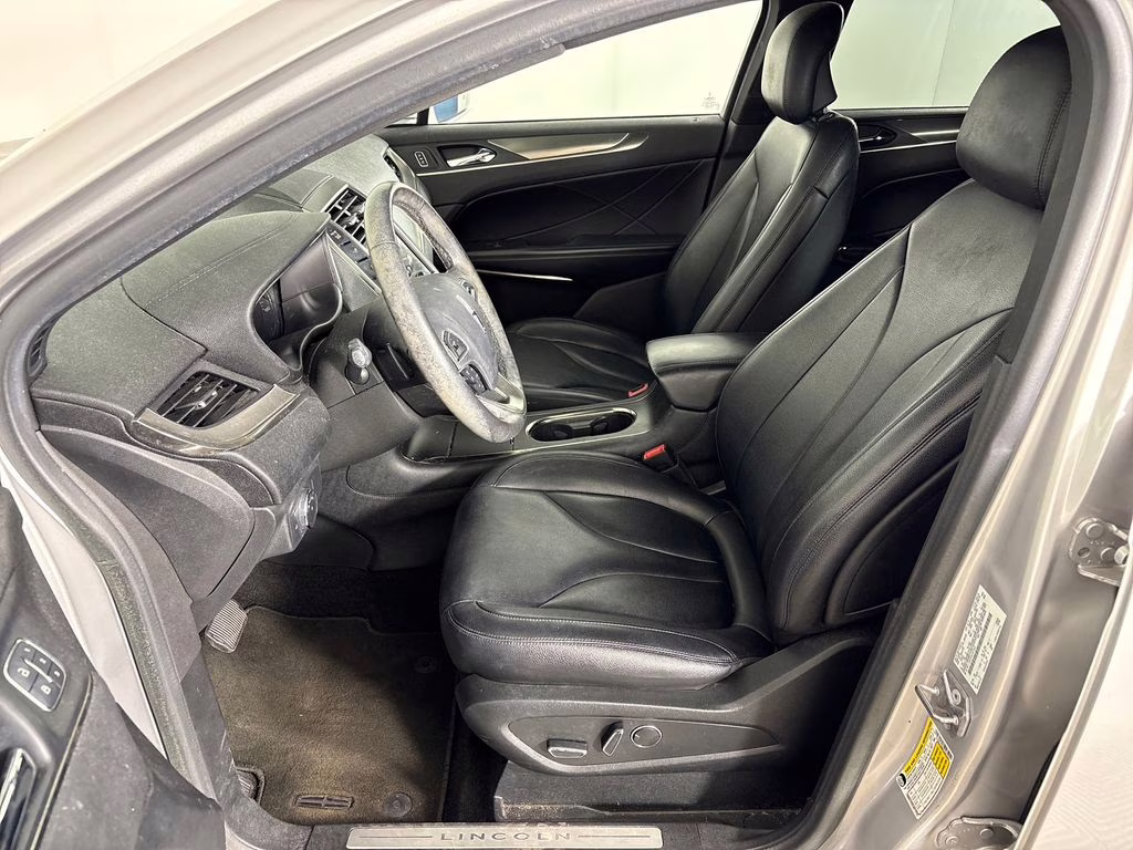 2015 Ingot Silver Lincoln MKC Base FWD SUV