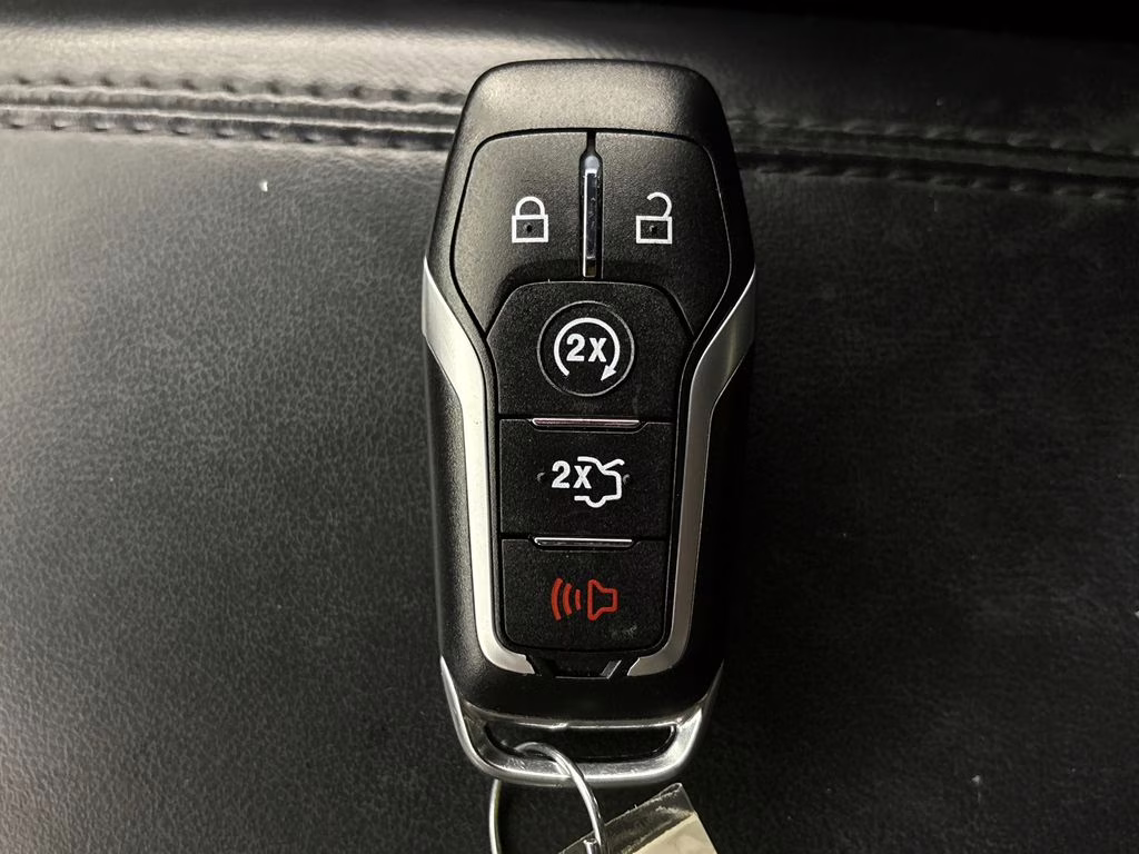 2015 Ingot Silver Lincoln MKC Base FWD SUV