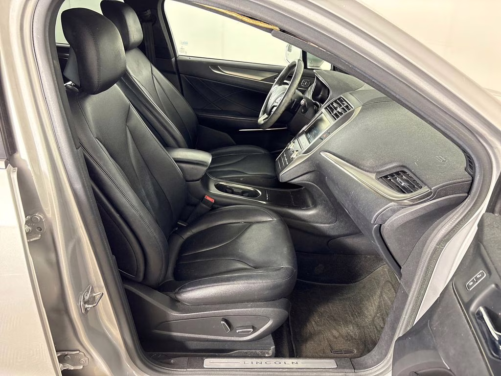 2015 Ingot Silver Lincoln MKC Base FWD SUV