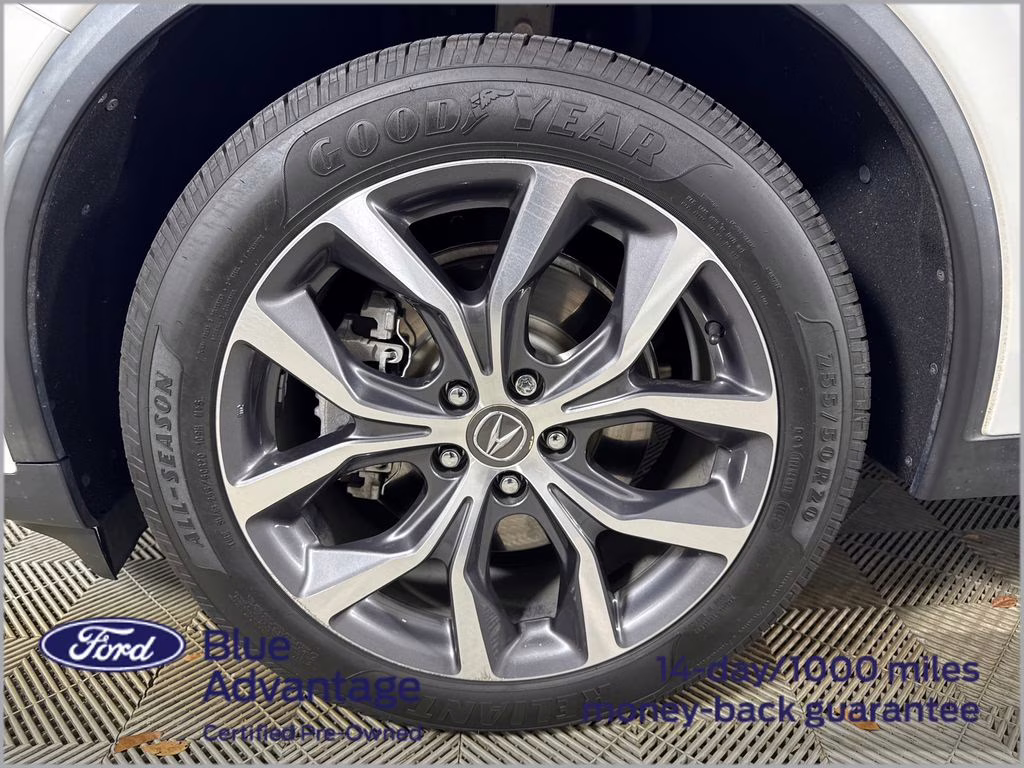 2022 Platinum White Pearl Acura MDX Technology AWD SUV