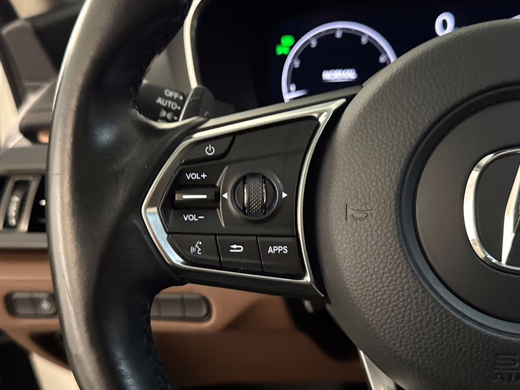 2022 Platinum White Pearl Acura MDX Technology AWD SUV