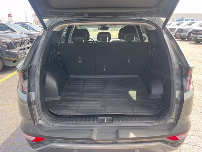 2023 Amazon Gray Hyundai Tucson Limited AWD SUV