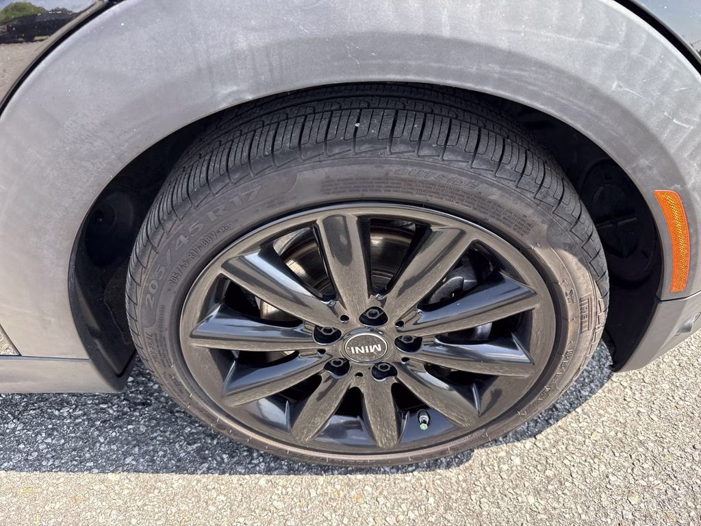 2019 Midnight Black Metallic MINI Cooper S Signature FWD Hatchback