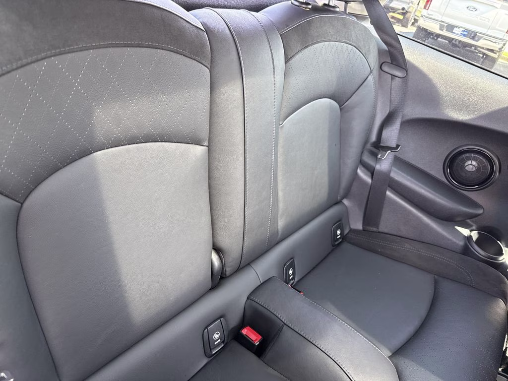2019 Midnight Black Metallic MINI Cooper S Signature FWD Hatchback