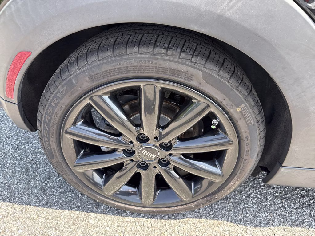 2019 Midnight Black Metallic MINI Cooper S Signature FWD Hatchback
