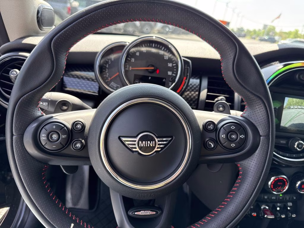 2019 Midnight Black Metallic MINI Cooper S Signature FWD Hatchback