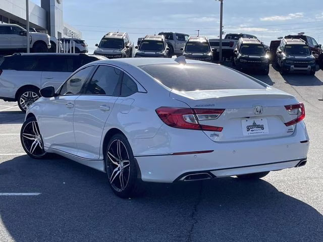 2021 Platinum White Pearl Honda Accord Touring 2.0T FWD Sedan