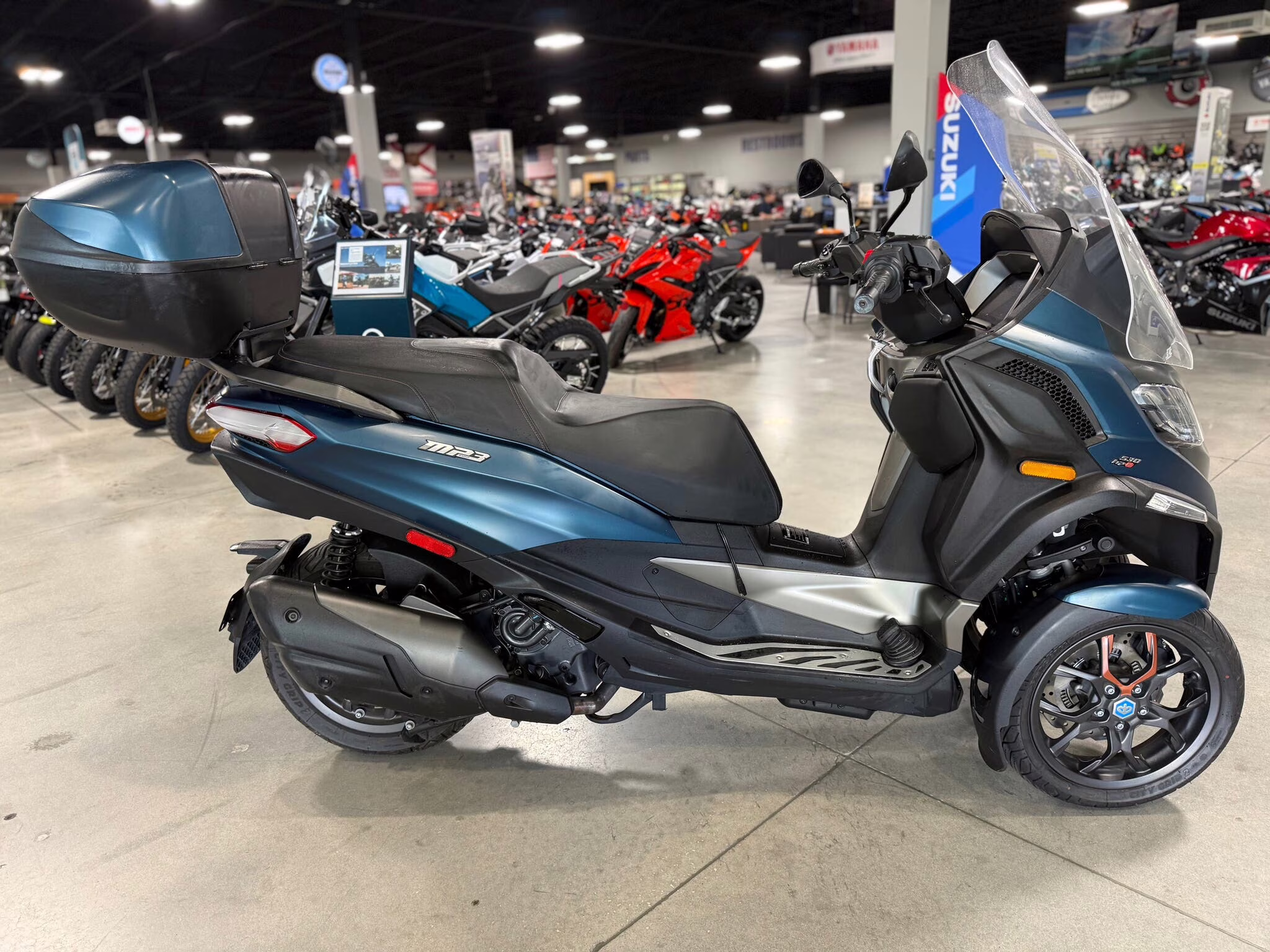 2024 Piaggio MP3 Exclusive Motorcycle