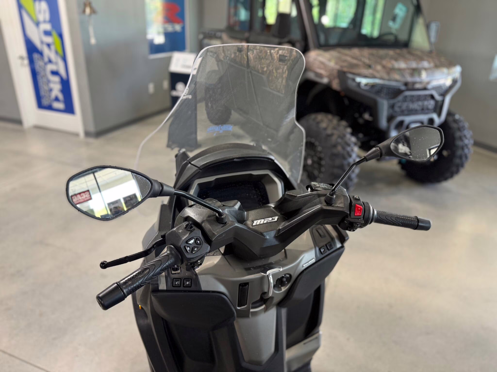 2024 Piaggio MP3 Exclusive Motorcycle