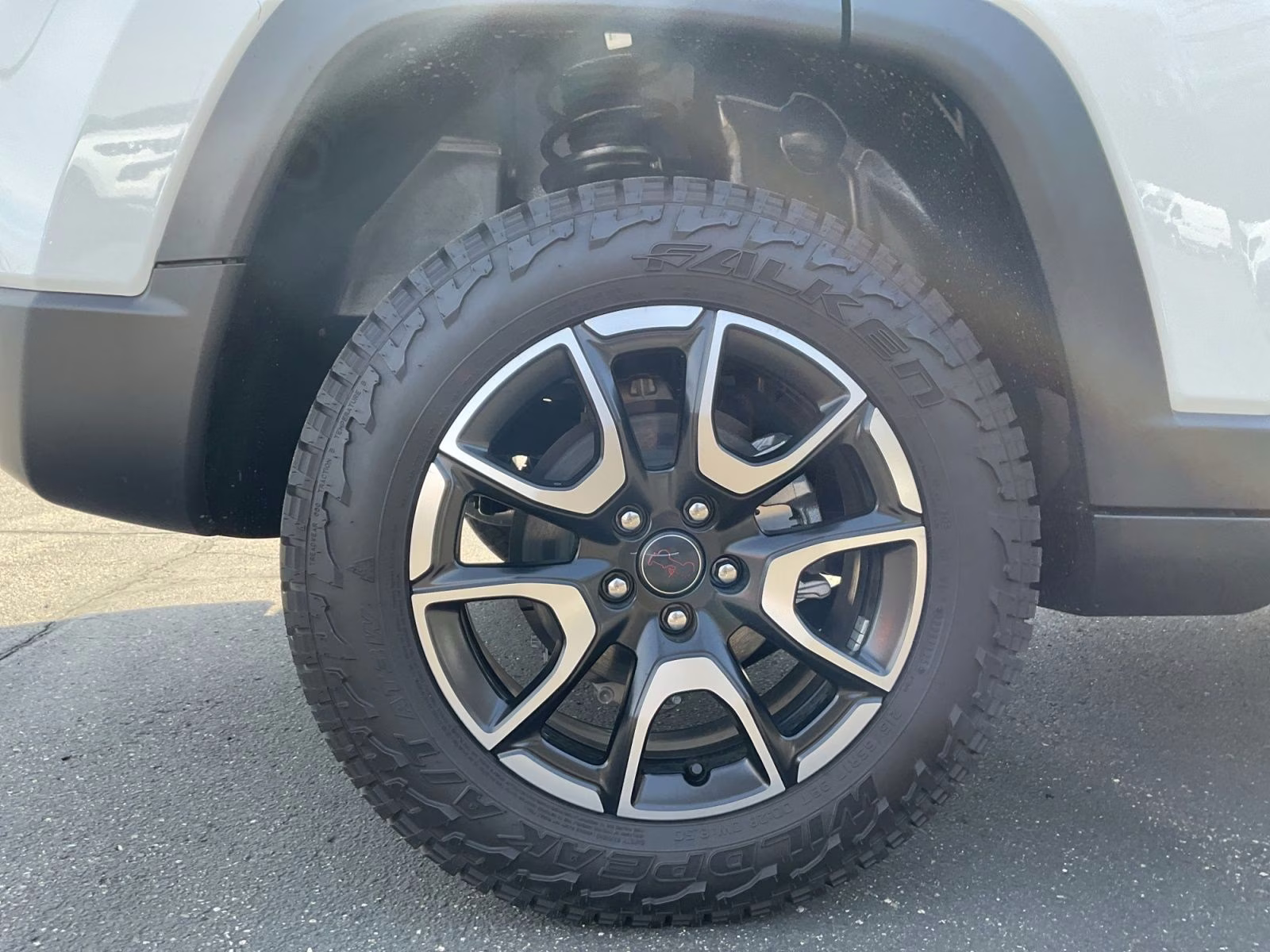 2026 Bright White Clearcoat Jeep Compass Trailhawk 4X4 SUV