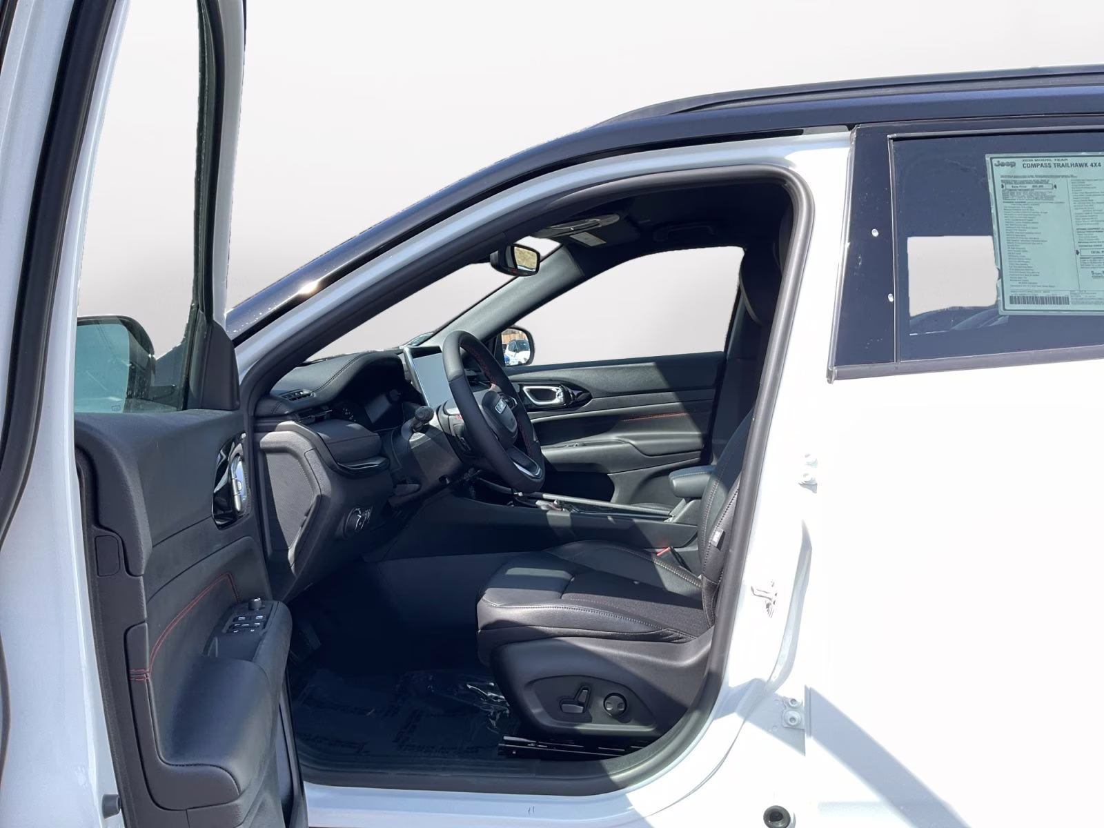 2026 Bright White Clearcoat Jeep Compass Trailhawk 4X4 SUV