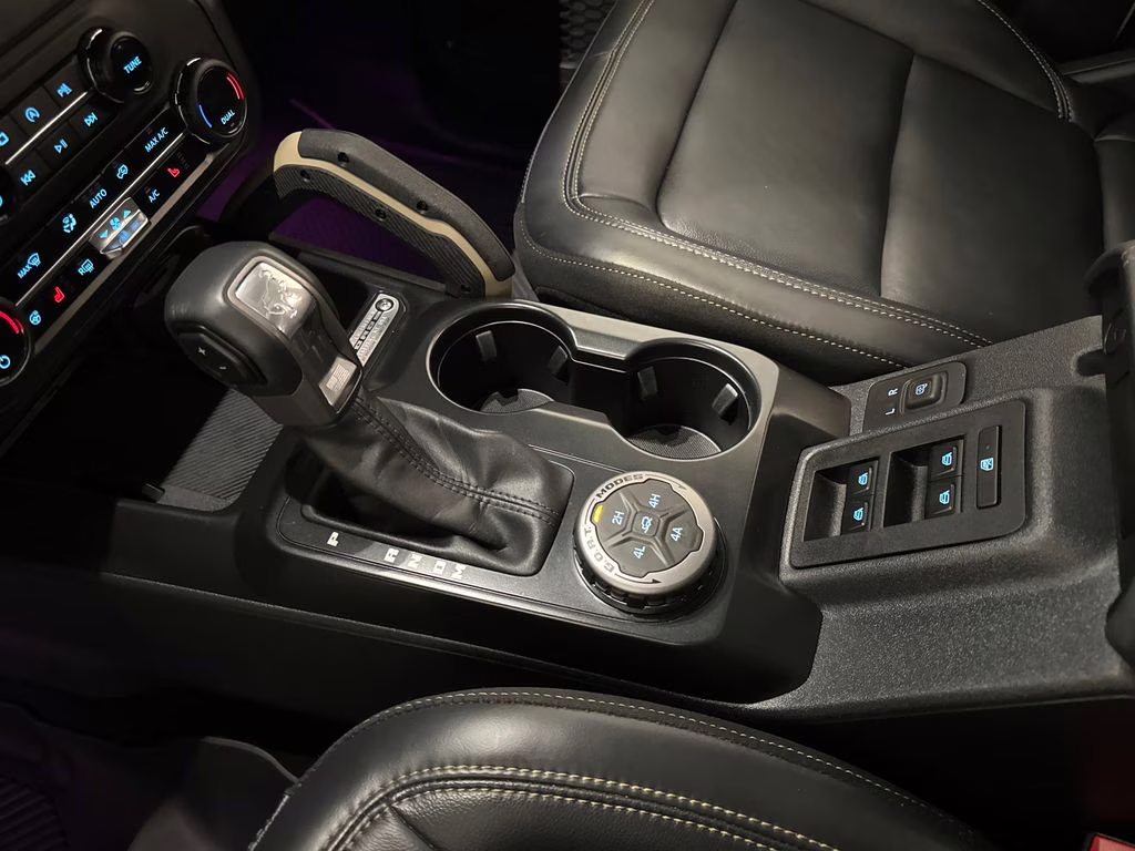 2025 Desert Sand Ford Bronco Badlands 4X4 SUV