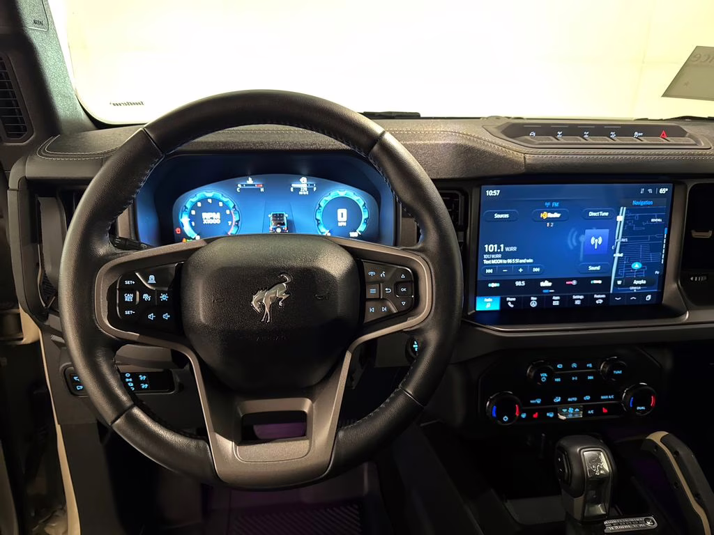 2025 Desert Sand Ford Bronco Badlands 4X4 SUV