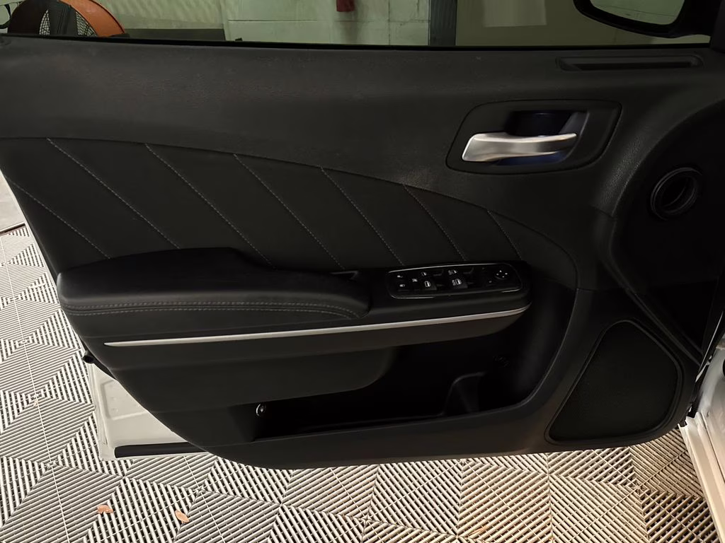 2019 White Knuckle Clearcoat Dodge Charger SXT RWD Sedan