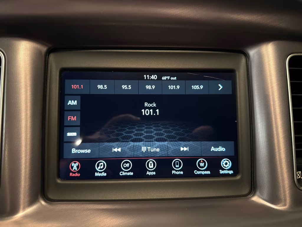 2019 White Knuckle Clearcoat Dodge Charger SXT RWD Sedan