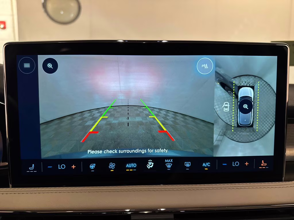 2025 Whisper Blue Metallic Clearcoat Lincoln Corsair Premiere AWD SUV