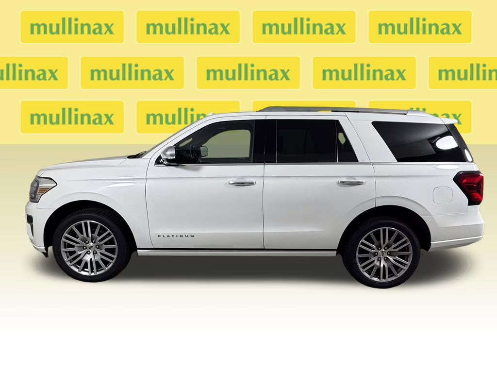 2022 White Metallic Ford Expedition Platinum 4X4 SUV