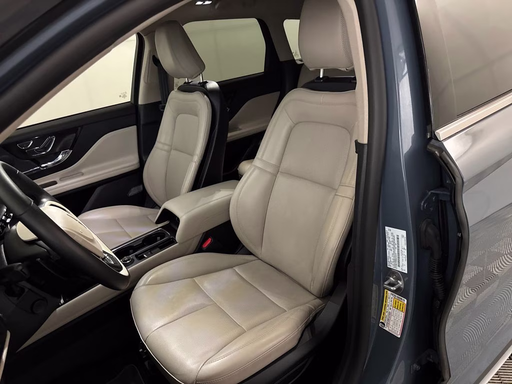 2025 Whisper Blue Metallic Clearcoat Lincoln Corsair Premiere AWD SUV