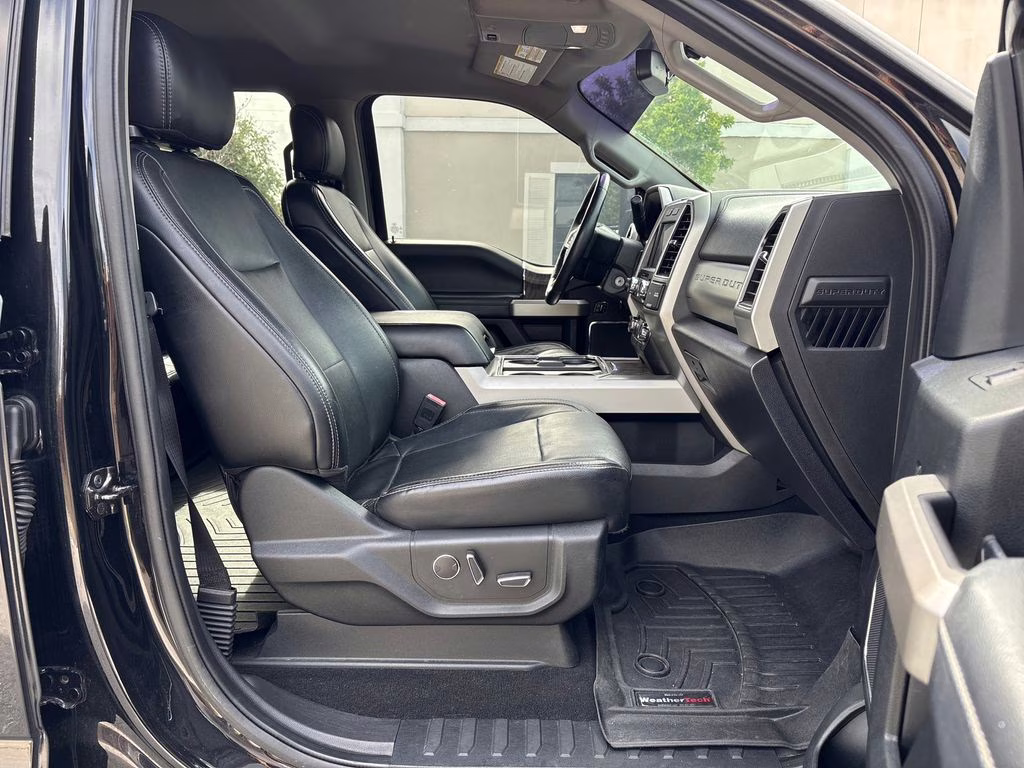 2019 Agate Black Metallic Ford Super Duty F-250 SRW Lariat 4X4 Truck