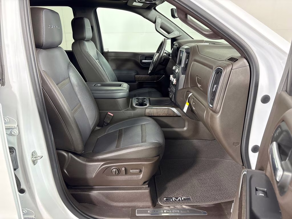 2021 White Frost Tricoat GMC Sierra 1500 Denali 4X4 Truck
