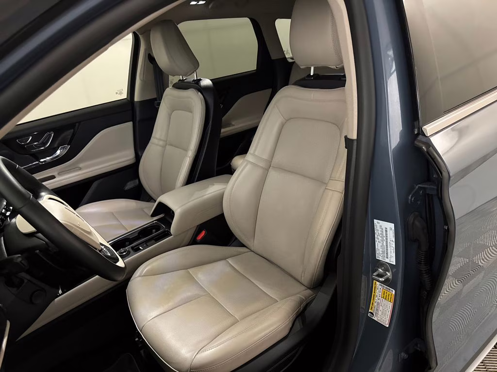 2025 Whisper Blue Metallic Clearcoat Lincoln Corsair Premiere AWD SUV