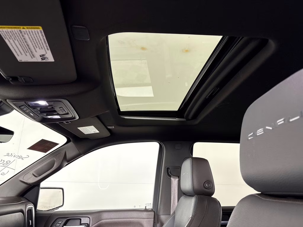 2021 White Frost Tricoat GMC Sierra 1500 Denali 4X4 Truck