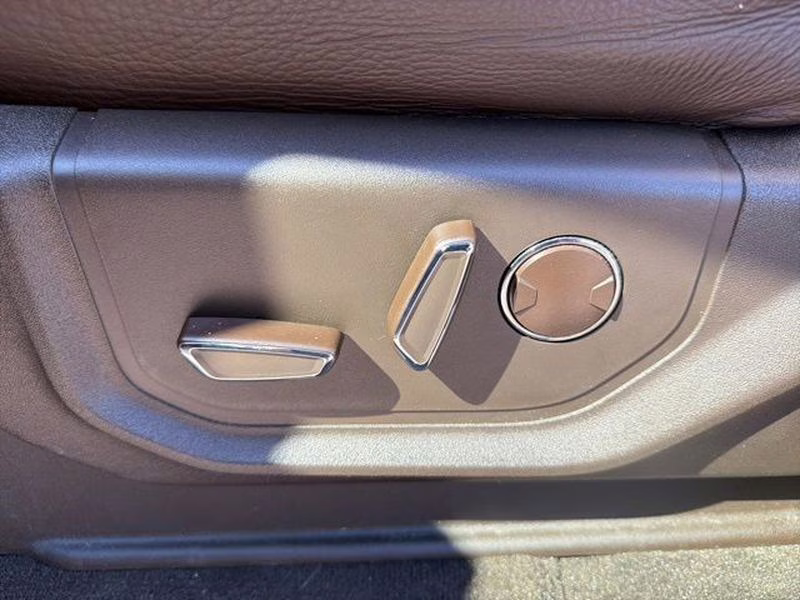 2024 Star White Metallic Tri-Coat Ford Expedition King Ranch 4X4 SUV