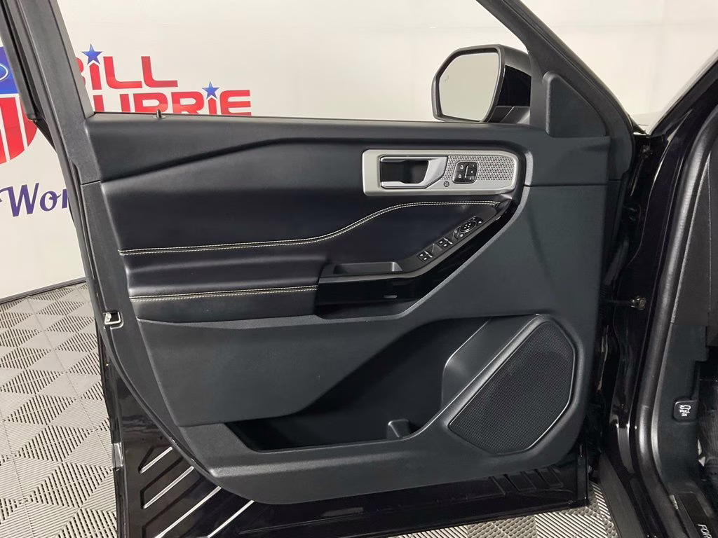 2023 Black Metallic Ford Explorer ST 4X4 SUV