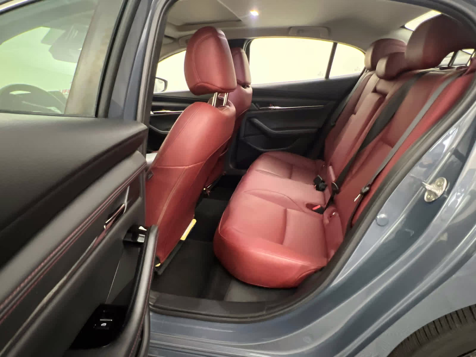 2022 Polymetal Gray Metallic Mazda Mazda3 Sedan Carbon Edition FWD Sedan