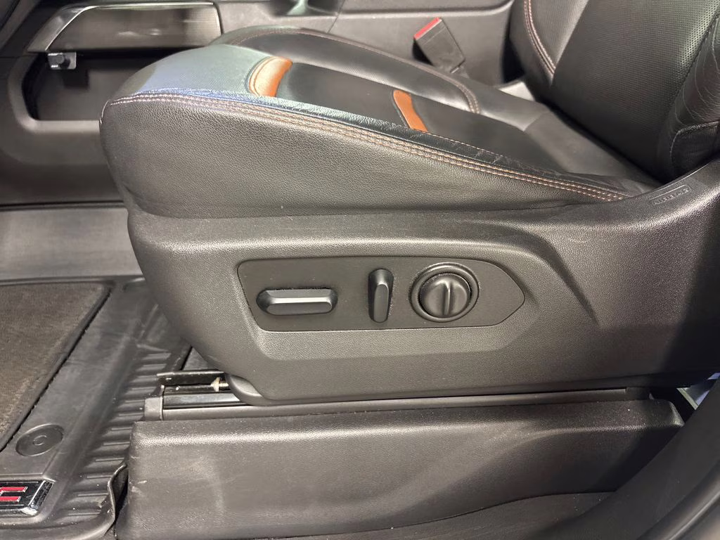 2021 Summit White GMC Sierra 1500 AT4 4X4 Truck