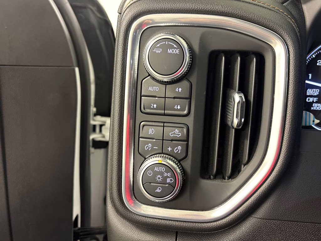 2021 Summit White GMC Sierra 1500 AT4 4X4 Truck