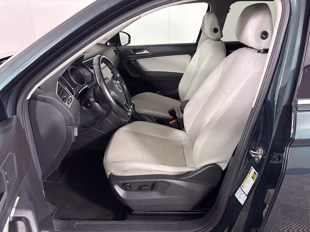 2019 Dark Moss Green Metallic Volkswagen Tiguan 2.0T SE FWD SUV