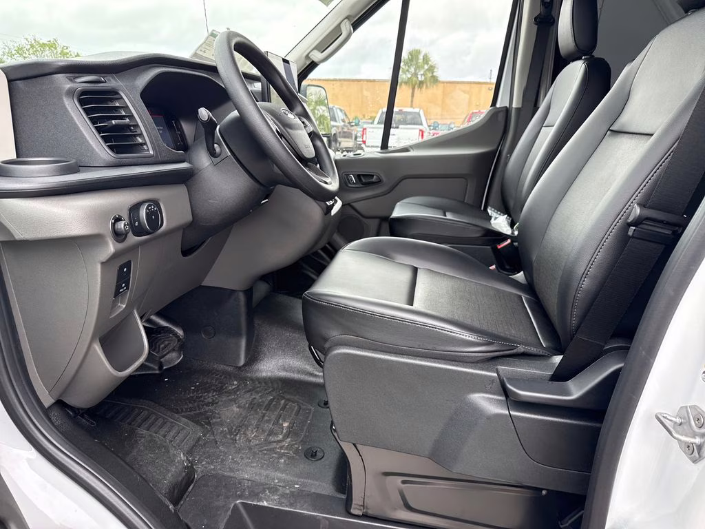 2026 Ingot Silver Metallic Ford Transit-250 Base RWD Van